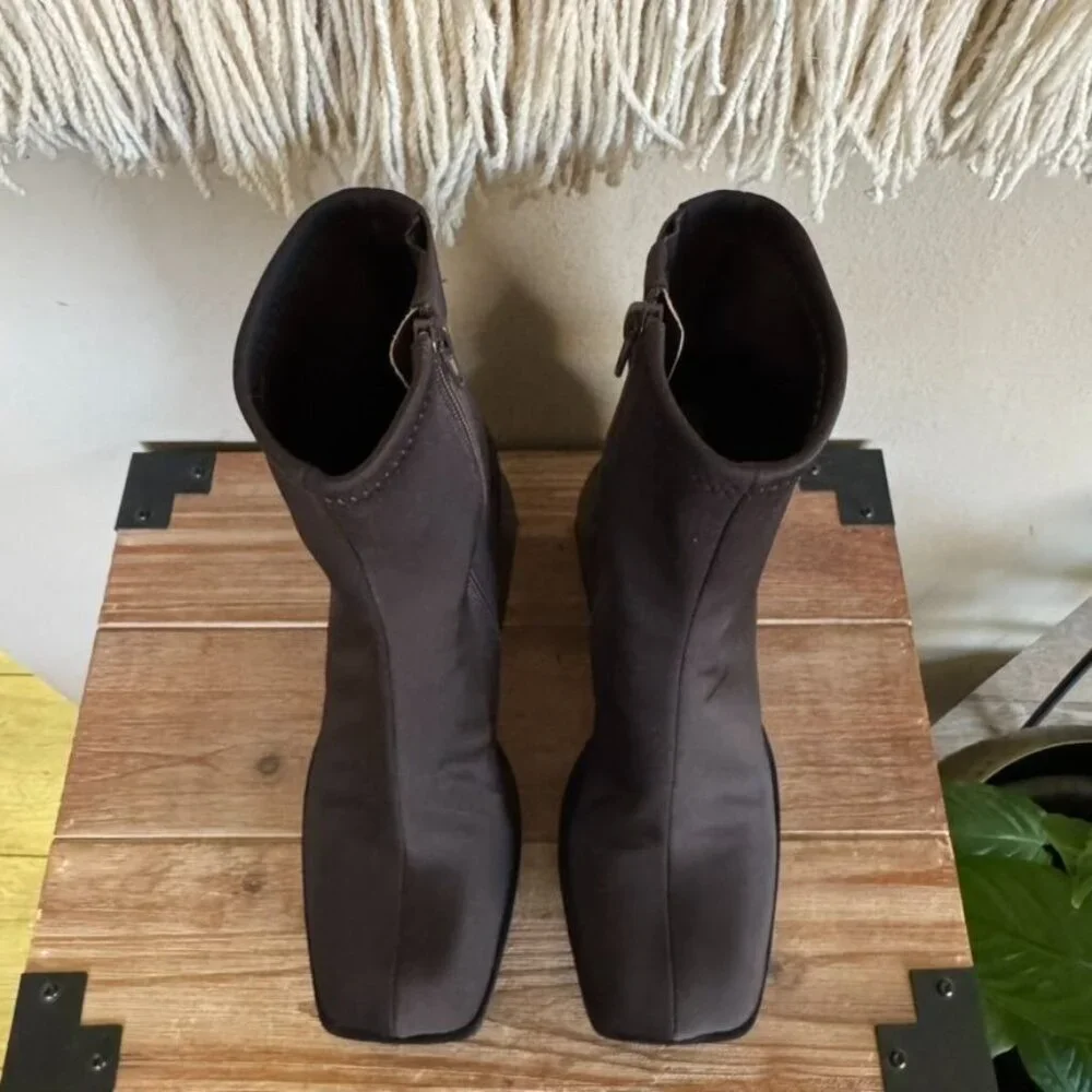 Jeffrey Campbell Dauphin Brown Neoprene Chunky Platform Block Heel Ankle Boots 8